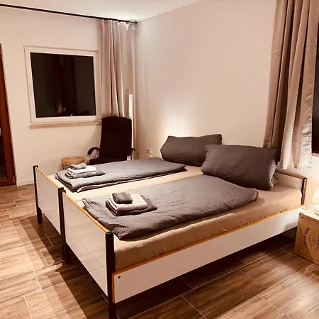Felix Living 10, Modern & Cozy, 3 Zimmer, Terrasse, Parkplatz *