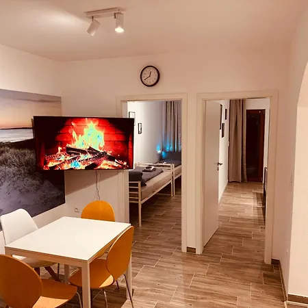 Felix Living 10, 3 Zimmer, 4 Betten, Parkplatz アパート Salzweg